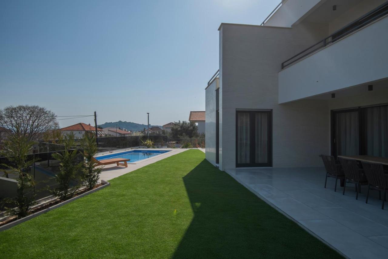 Villa Magna Luxury Apartments Murter Eksteriør bilde