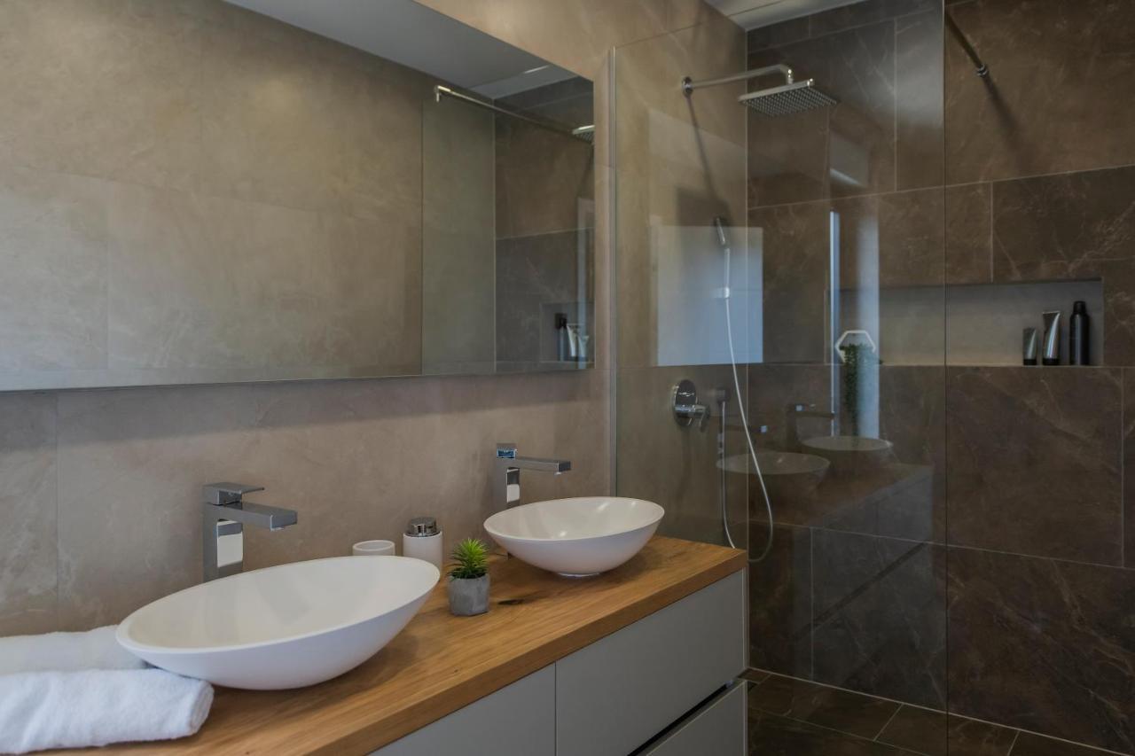 Villa Magna Luxury Apartments Murter Eksteriør bilde