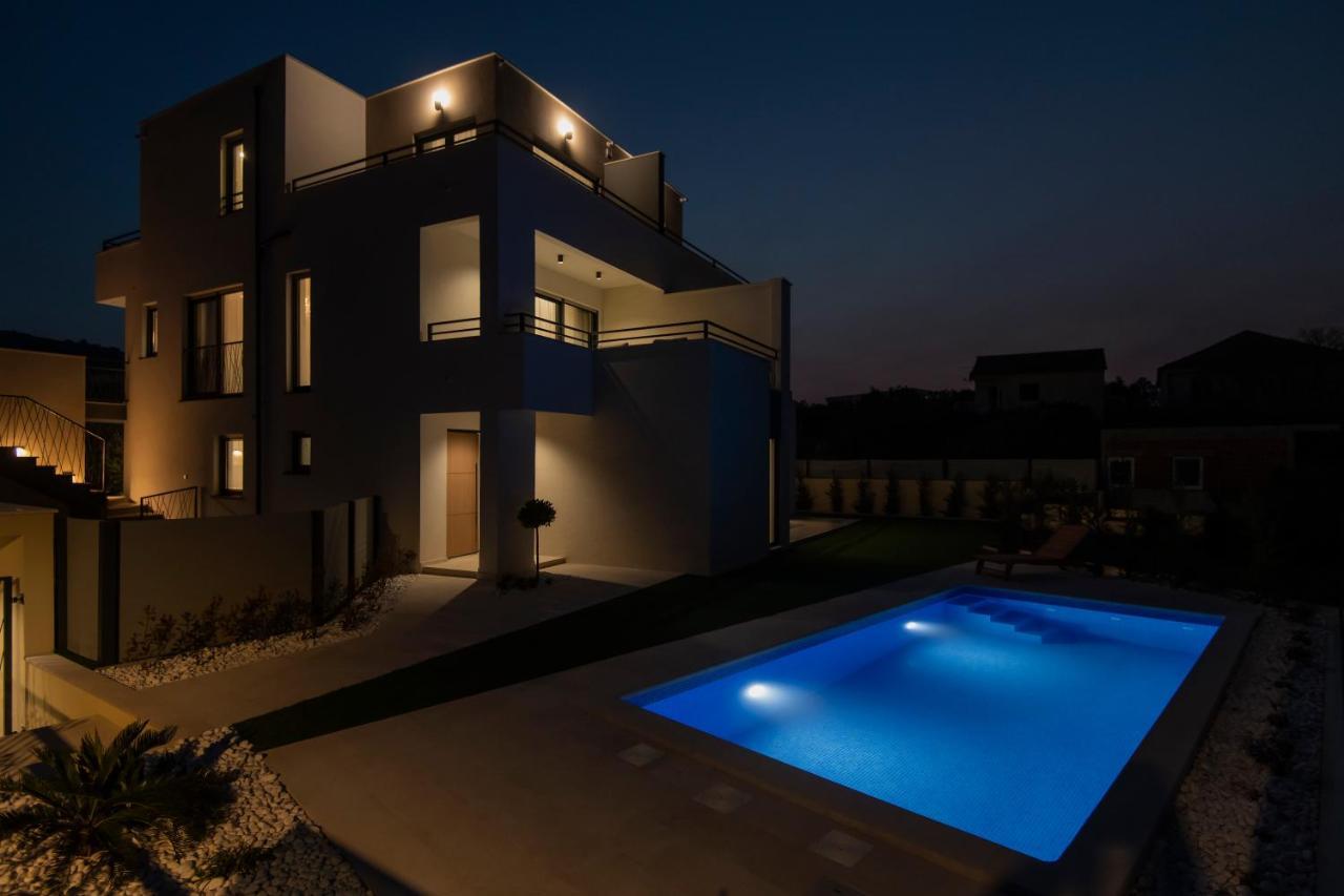 Villa Magna Luxury Apartments Murter Eksteriør bilde