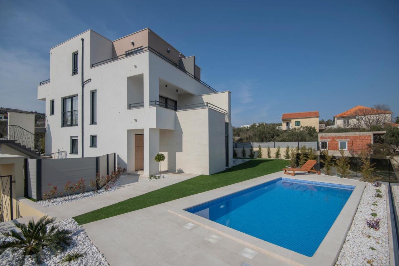 Villa Magna Luxury Apartments Murter Eksteriør bilde