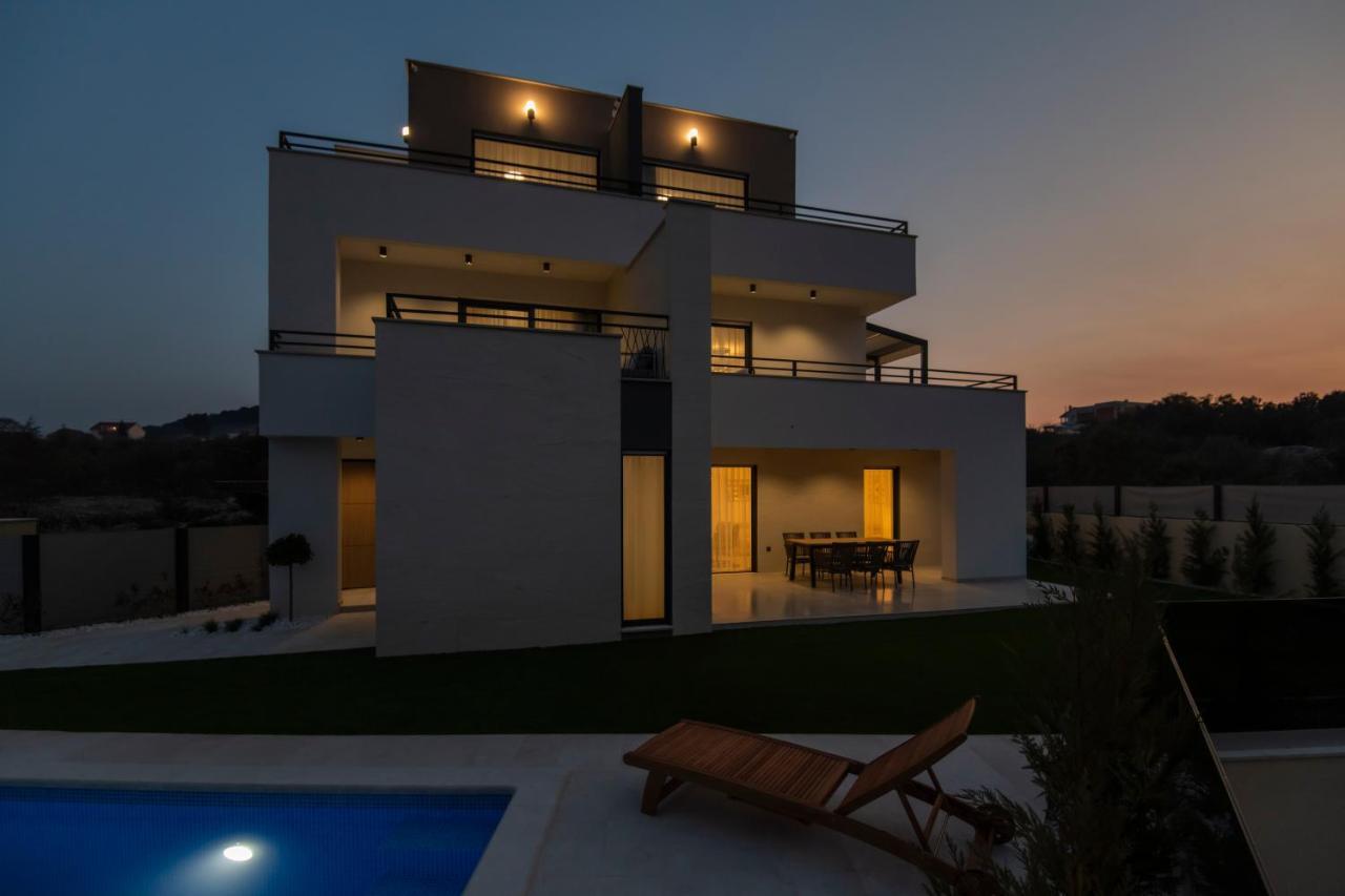 Villa Magna Luxury Apartments Murter Eksteriør bilde